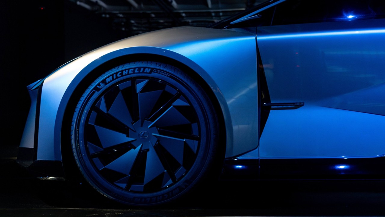 Close-up of the Lexus LF-ZC Concept Cars wheel