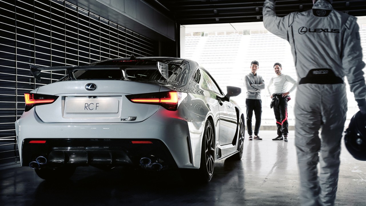 Lexus RC F parked in a racing garage 